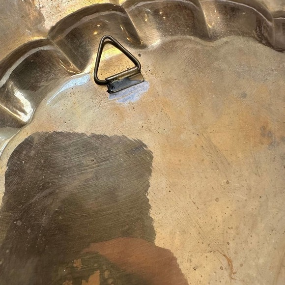 Brass Inlaid Work Wall Hanging Decorative Plate - Picture 5 of 5